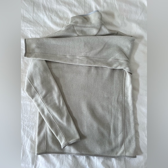 Patagonia Lightweight Better Sweater Marsupial Pullover Sweater - Picture 6 of 9